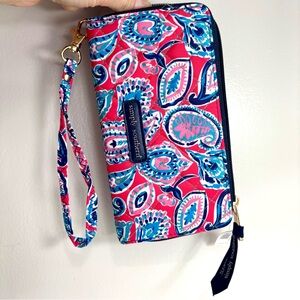NWT Simply Southern quilted wristlet phone wallet Paisley